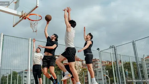 火力全开却策略保守，战绩潜力待爆发的神秘对决