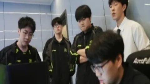 丁俊晖迎战“金左手”：胜利之门将开启？